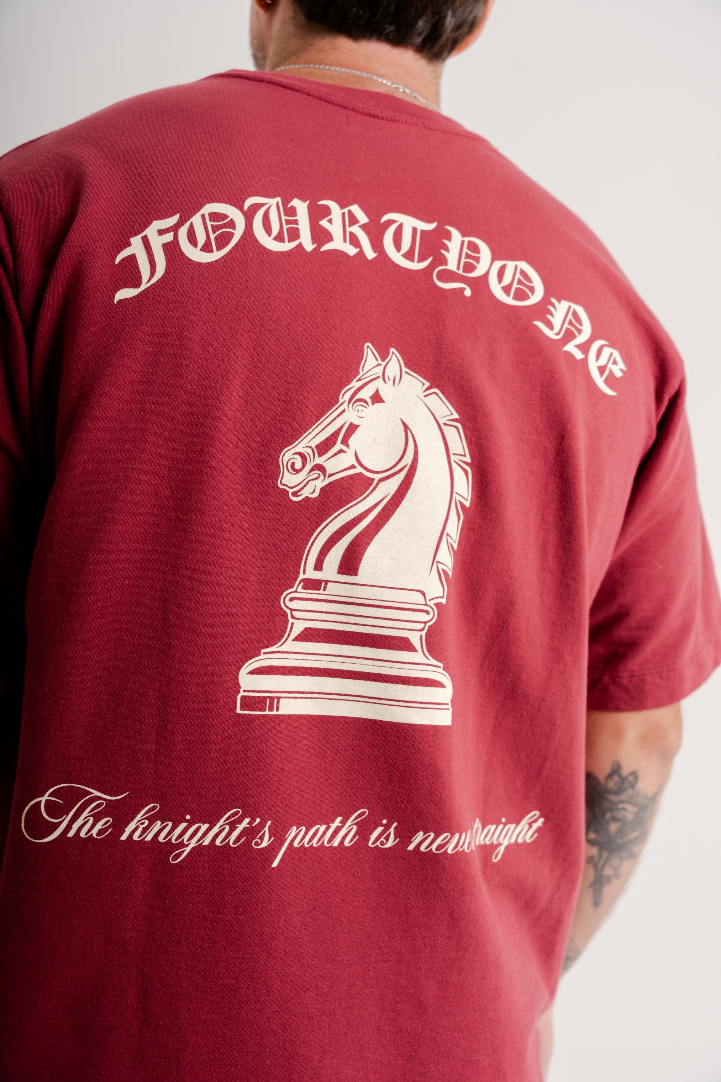 Knight Bordô Tee