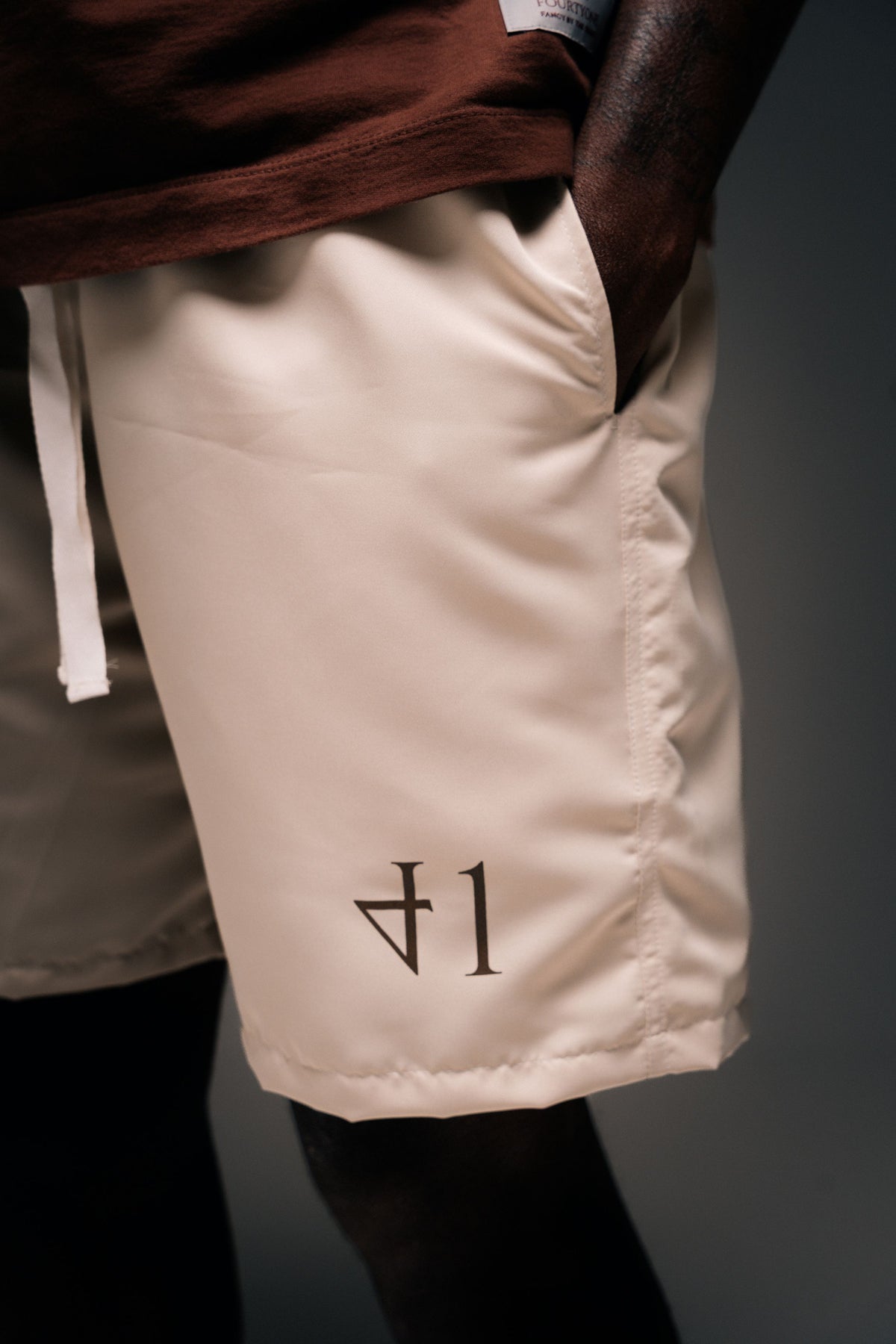 Logo Cream Basic Shorts