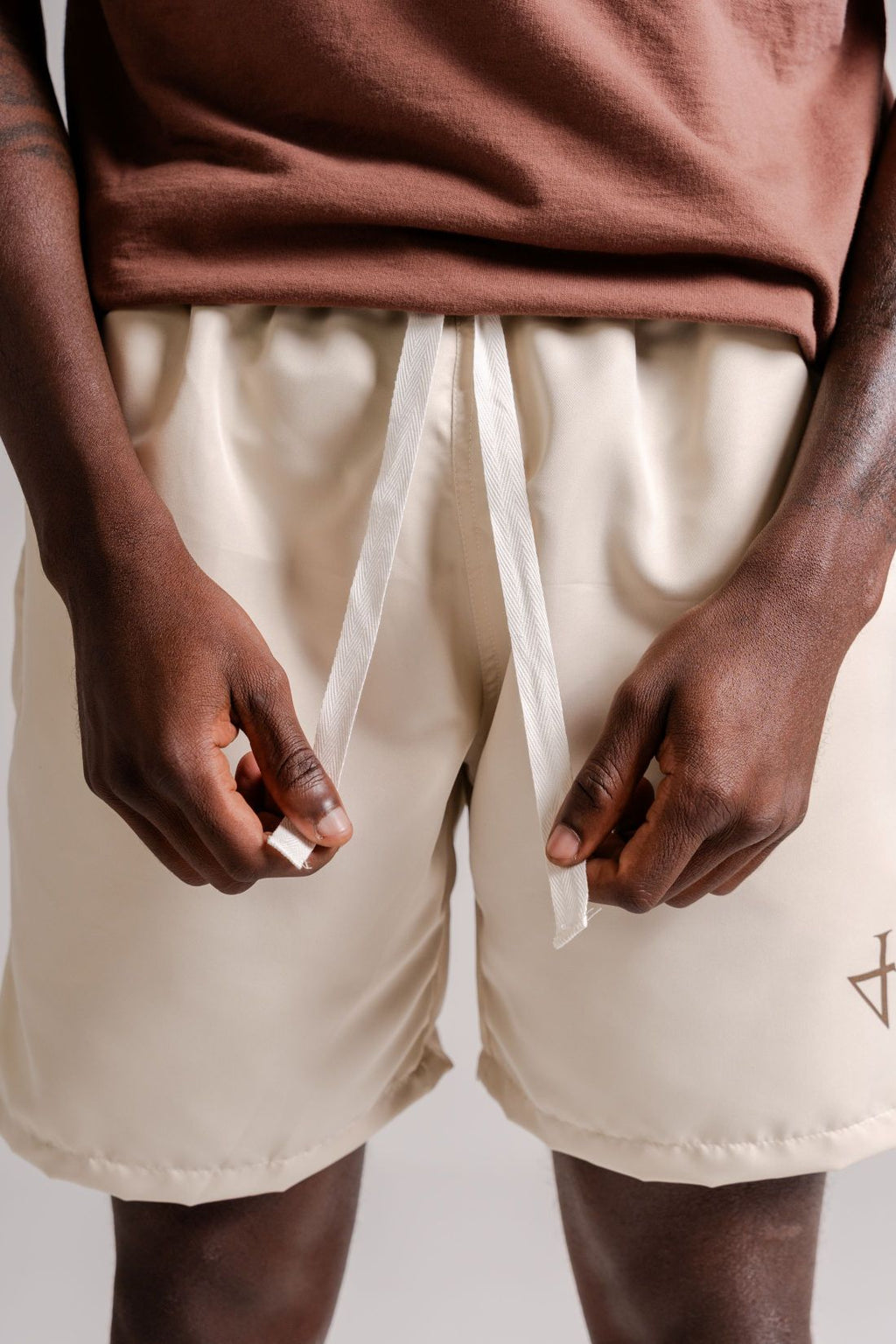 Logo Cream Basic Shorts