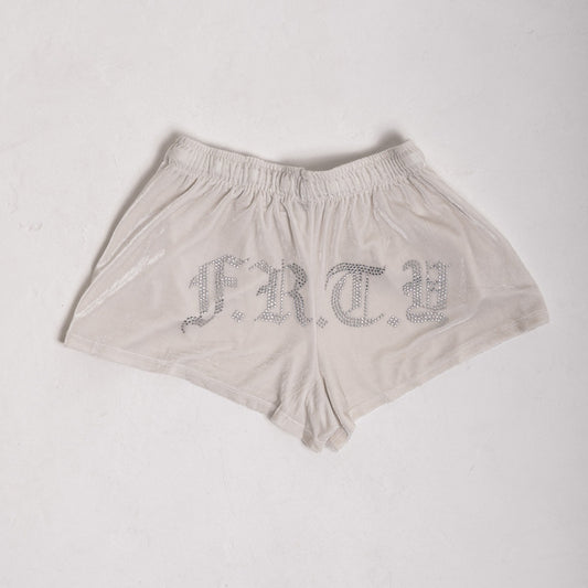 The Ultimate Baddie Velvet Shorts - Pérola
